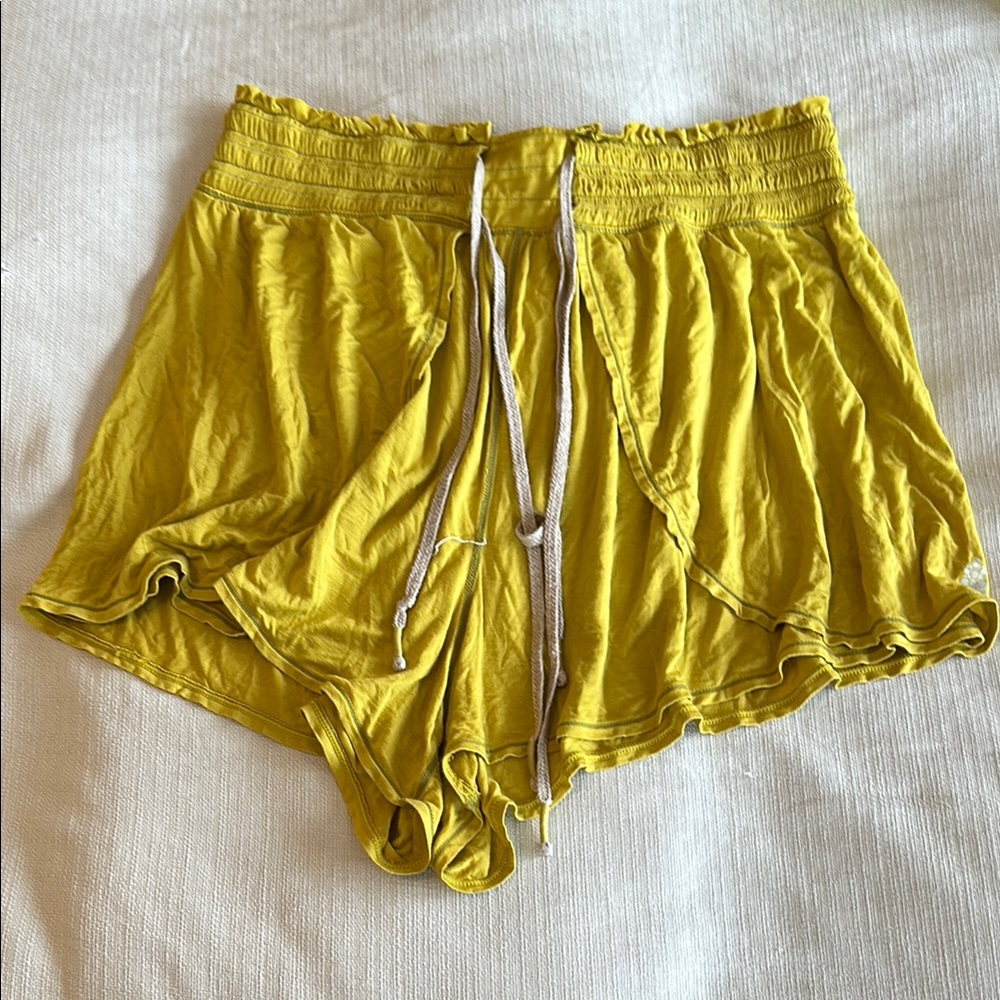 Yellow Athletic Shorts with Elastic Waistband and Shiny Finish